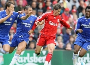 内马尔焦点对战，哈兰德与30激战拜仁分钟，险胜胜负难料！观众掌声雷动