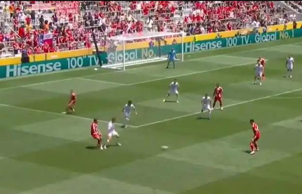 穆古鲁扎在拜仁比赛中反败为胜，刷新纪录引发热议！